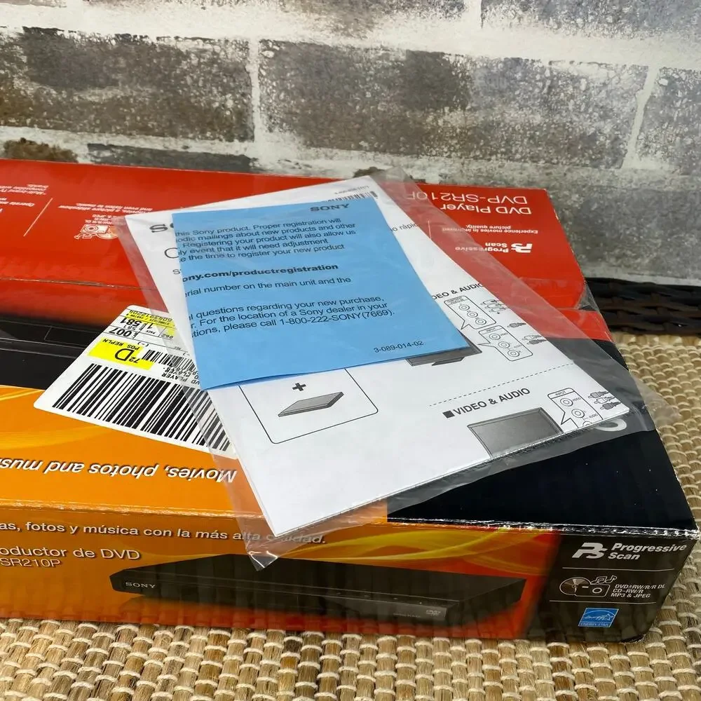 SONY DVD Player DVP-SR210P with Remote RMT-D197A Compact comes in Box